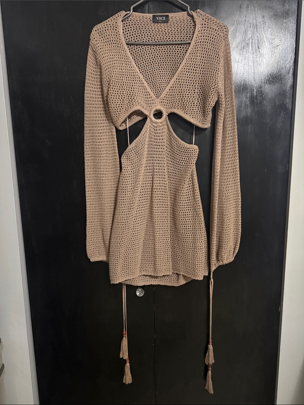 VICI Beige Crochet V-Neck Ring Cutout Sweater